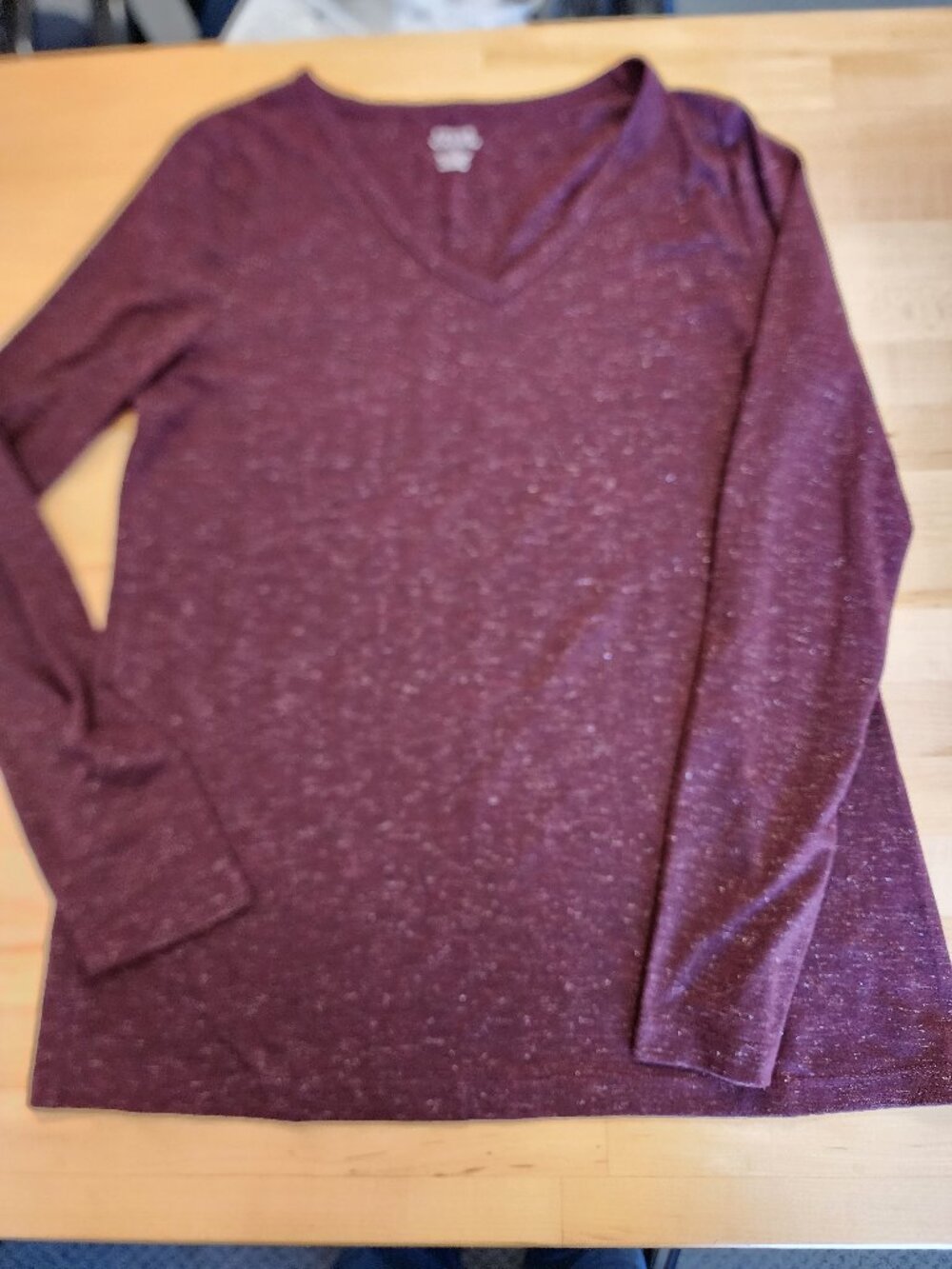 Falls Creek womens med long sleeve v neck